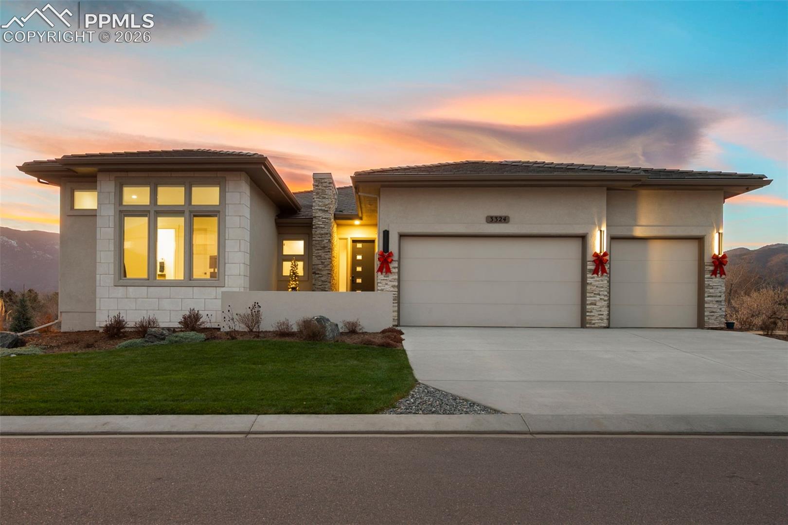 3324 Skywatch Heights