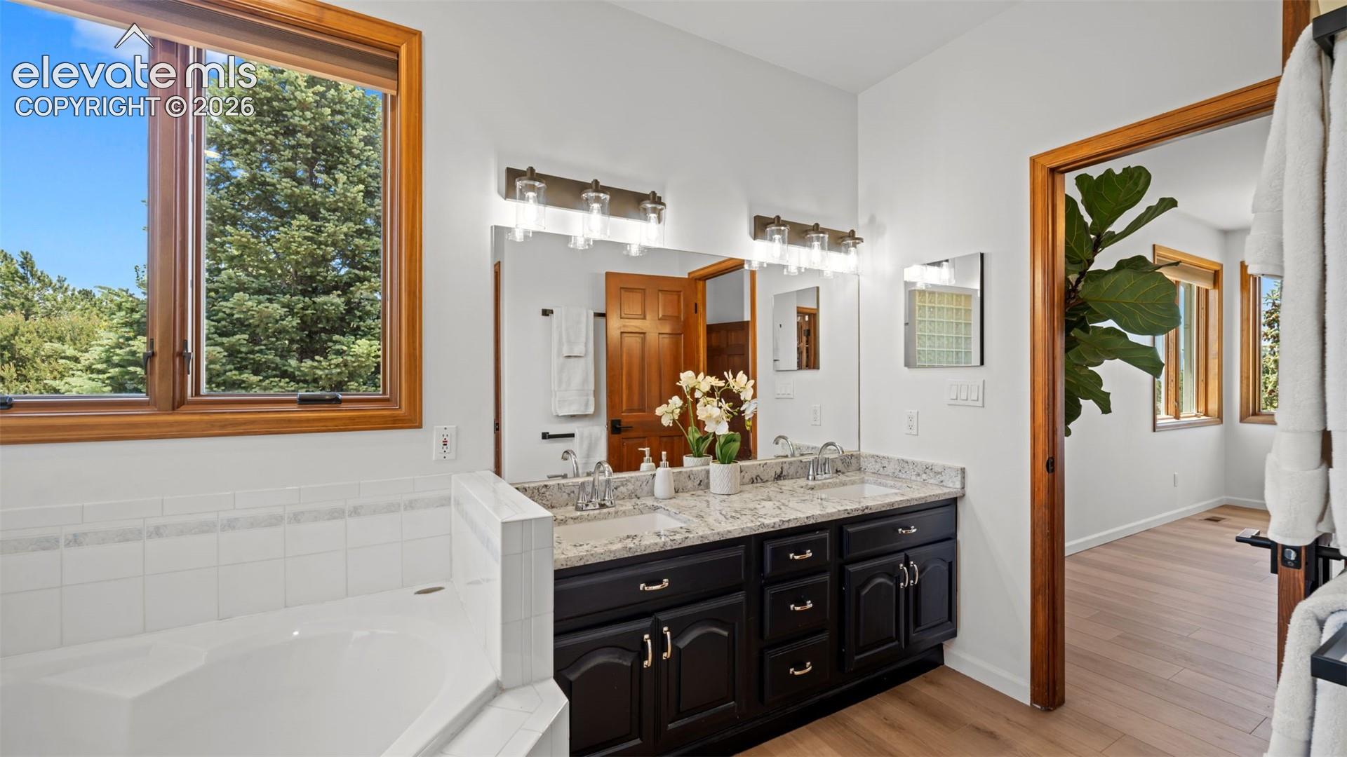 830 Lake Woodmoor Drive, photo 22