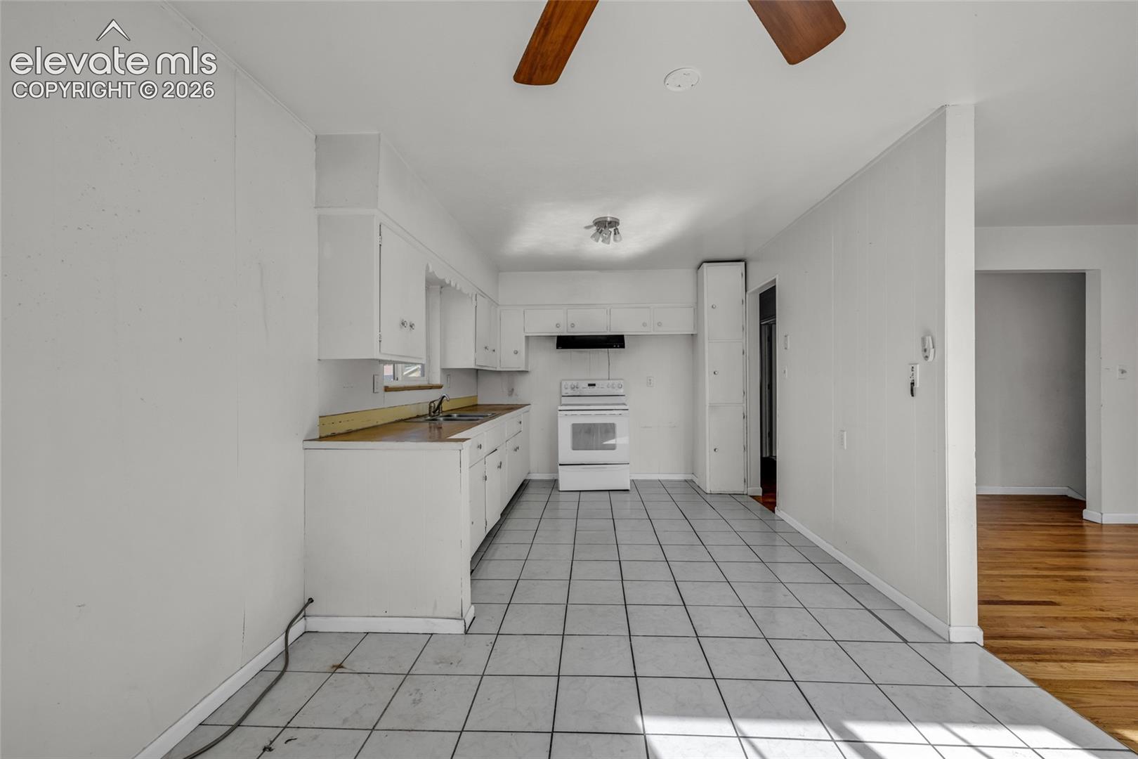 Listing photo 10 for 444 Eudora Street