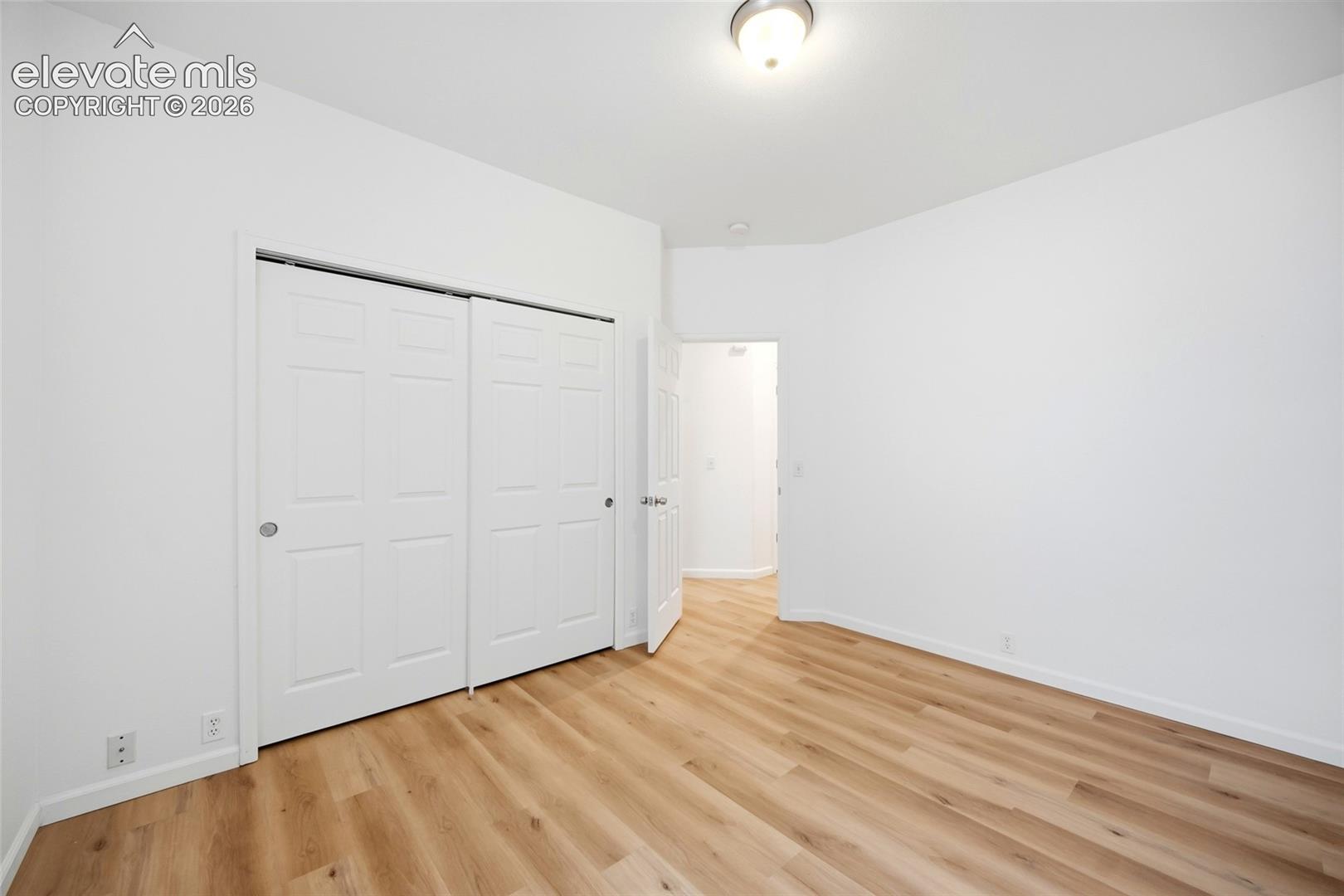 Listing photo 25 for 12354 Pine Valley Circle
