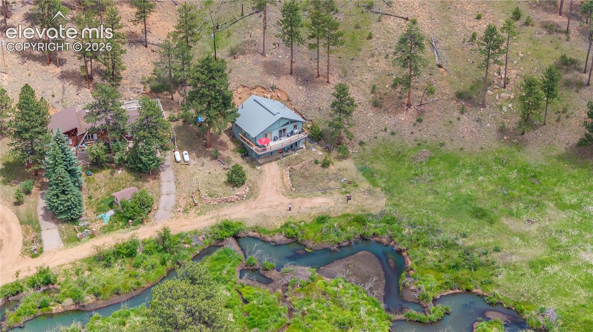 Listing photo 3 for 15970 Willow Way