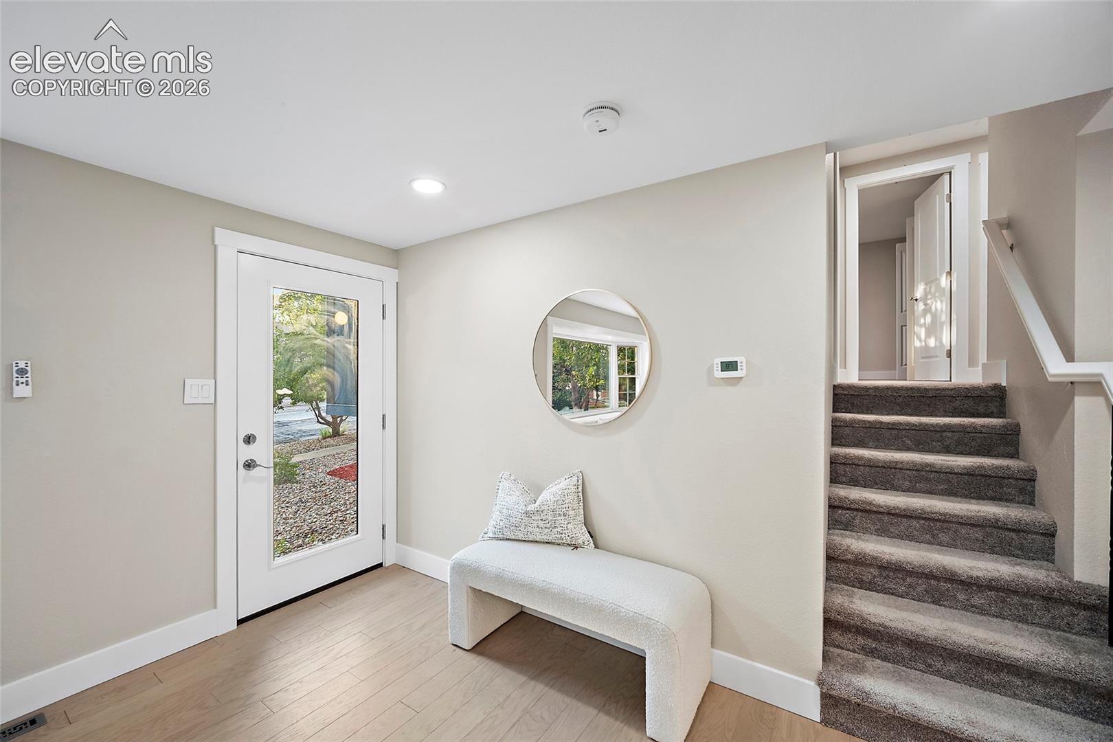 2123 Warwick Lane, photo 3