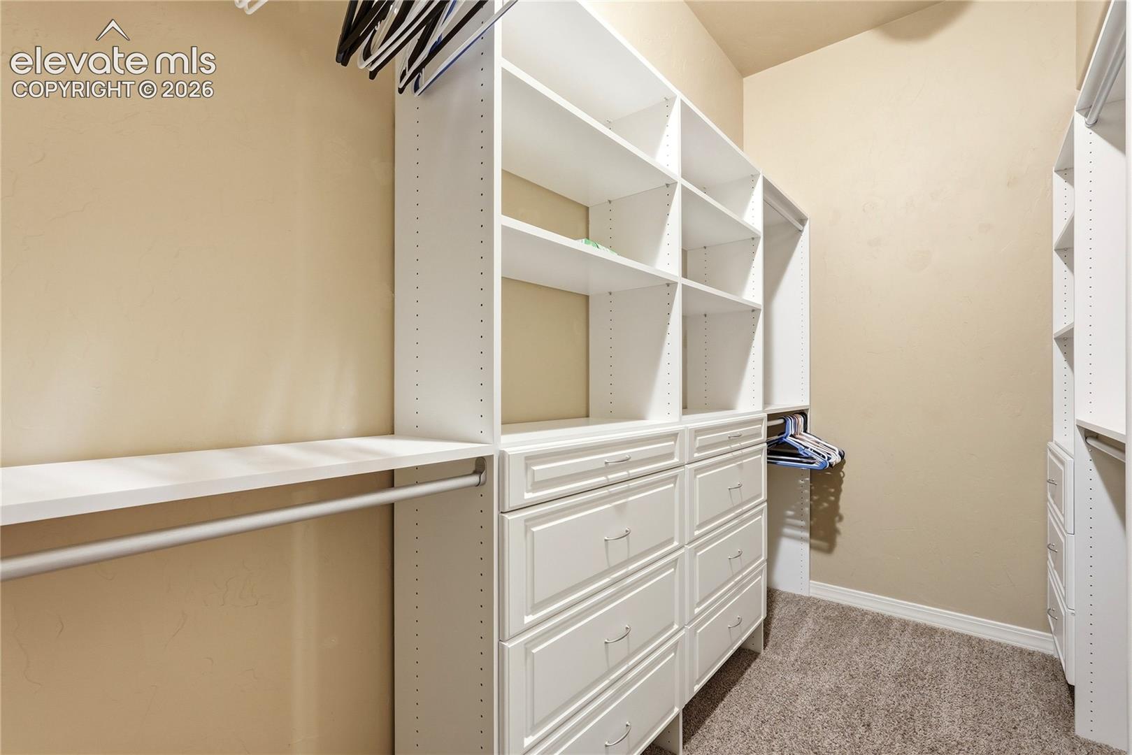 Listing photo 25 for 1908 Turnbull Drive