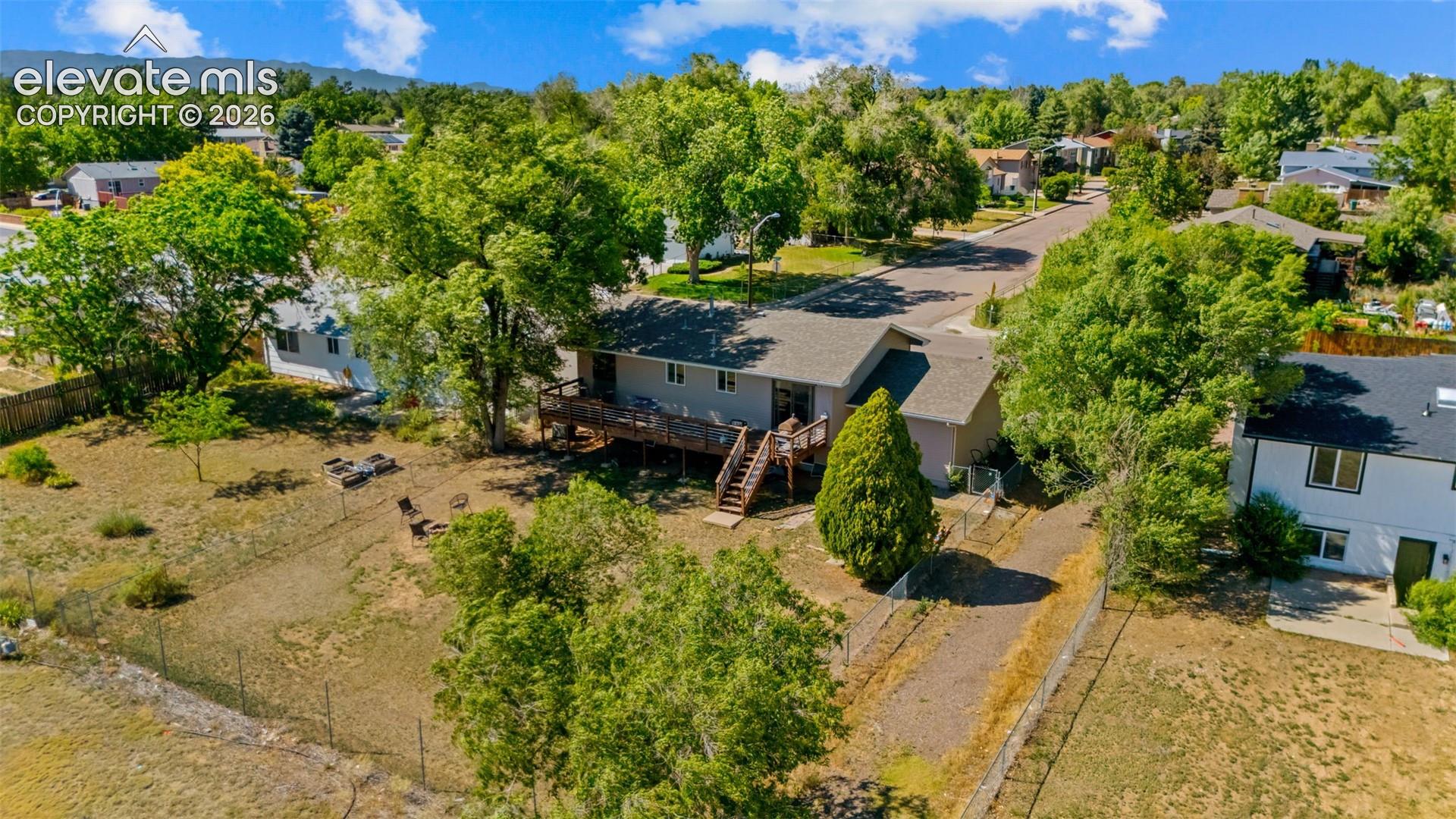 Listing photo 20 for 7503 Fortman Avenue