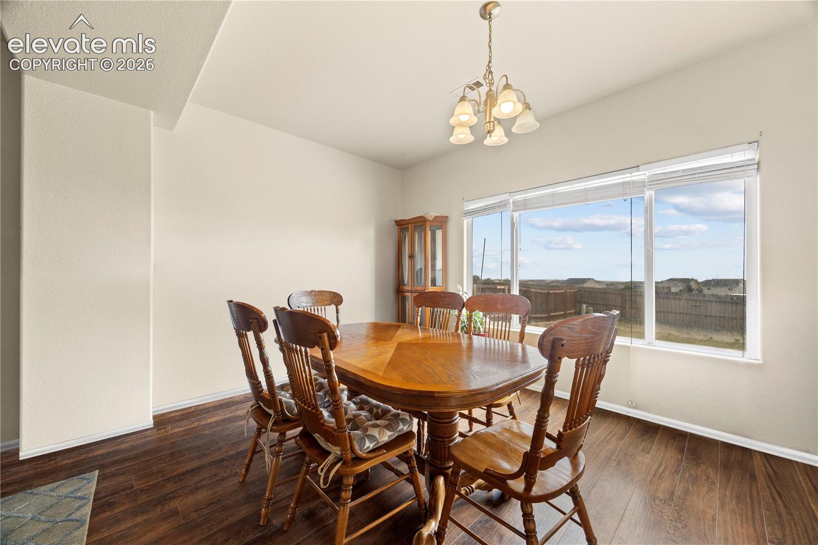 7569 Chenoa Court, photo 11