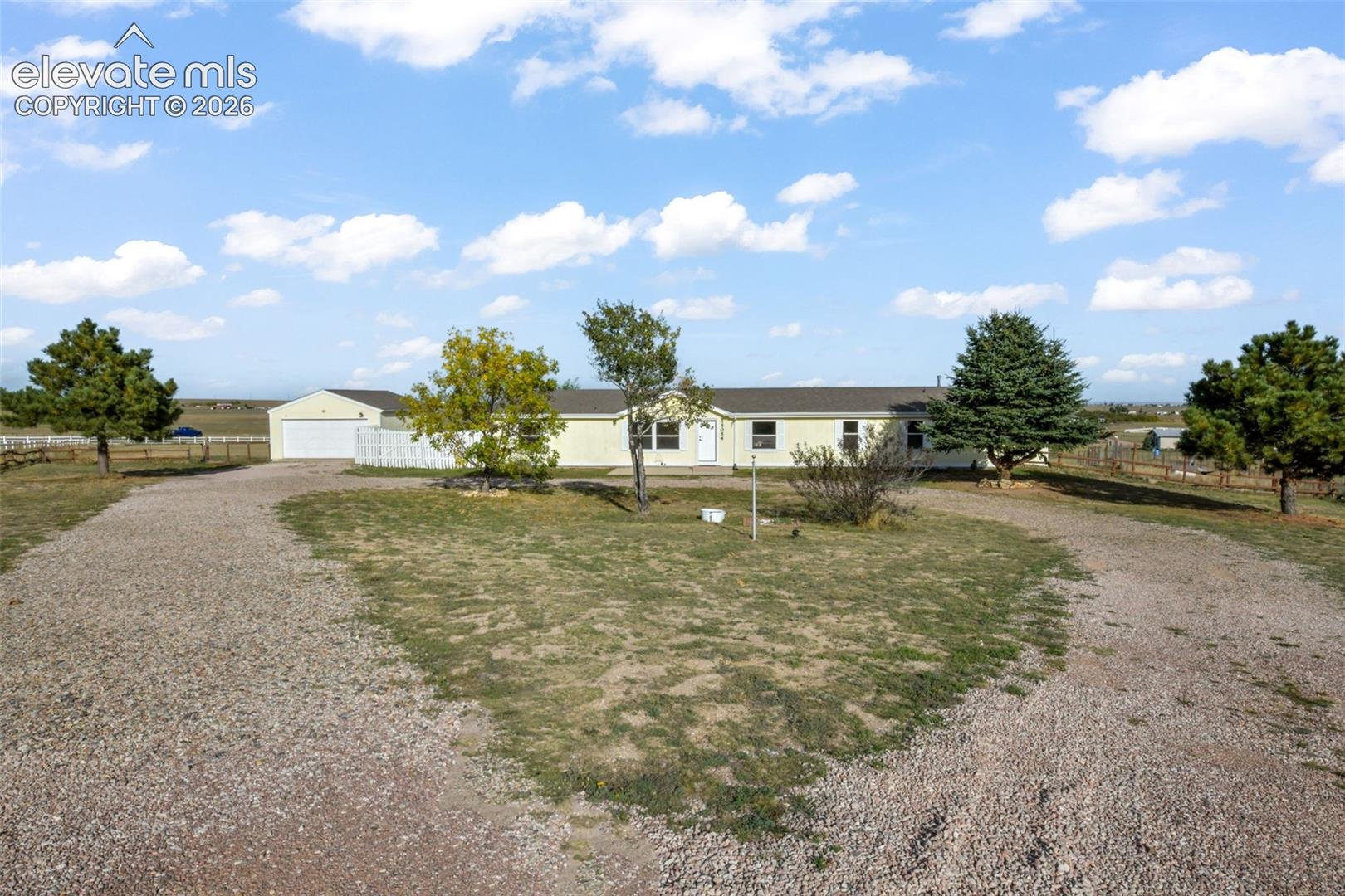 Listing photo 44 for 15054 Pamela Way