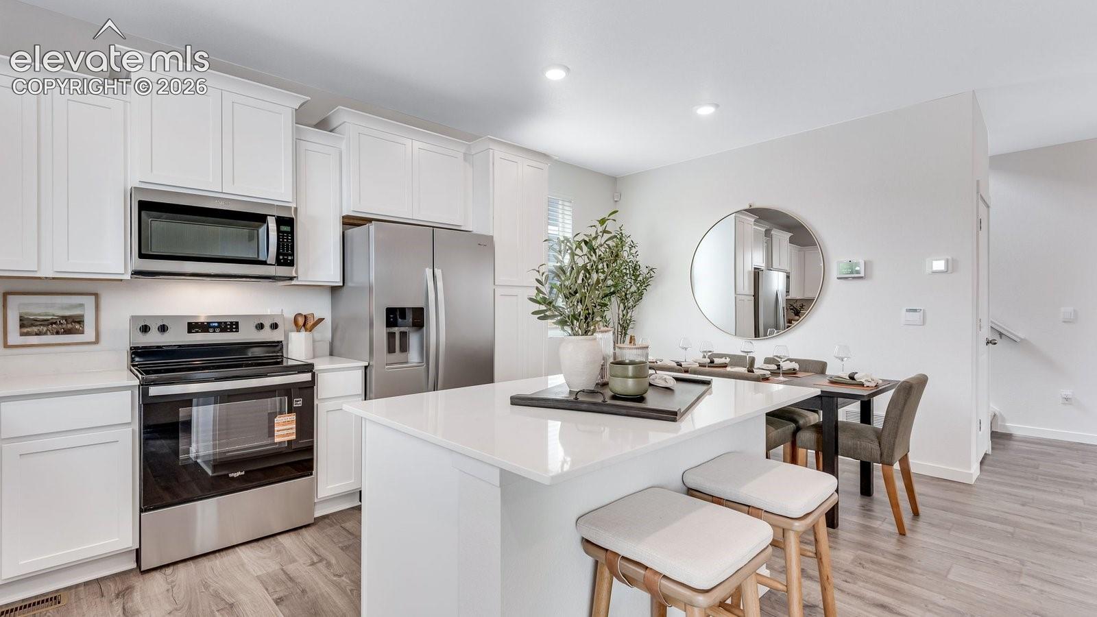 Listing photo 11 for 3675 Glenna Place