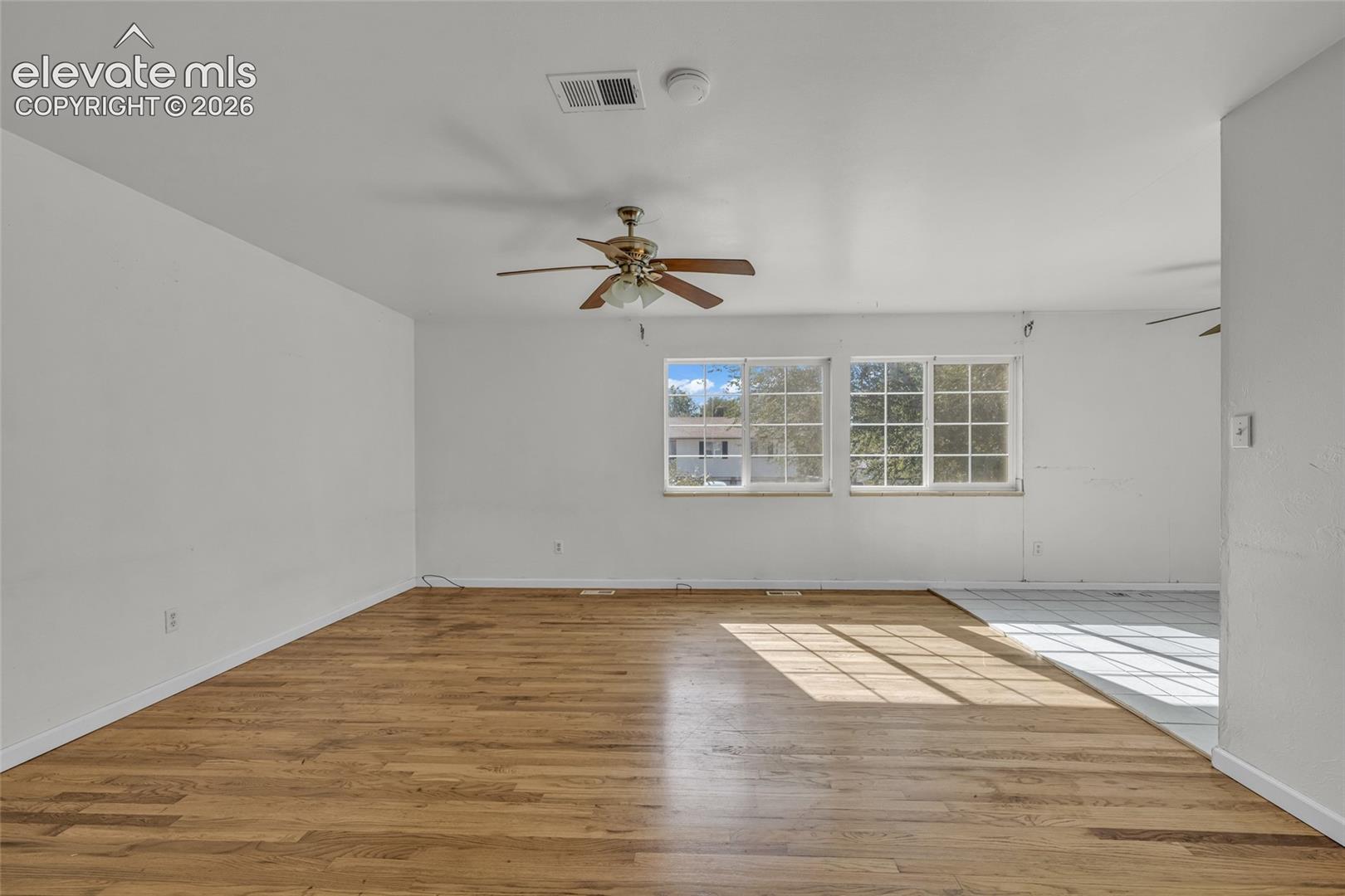 Listing photo 7 for 444 Eudora Street