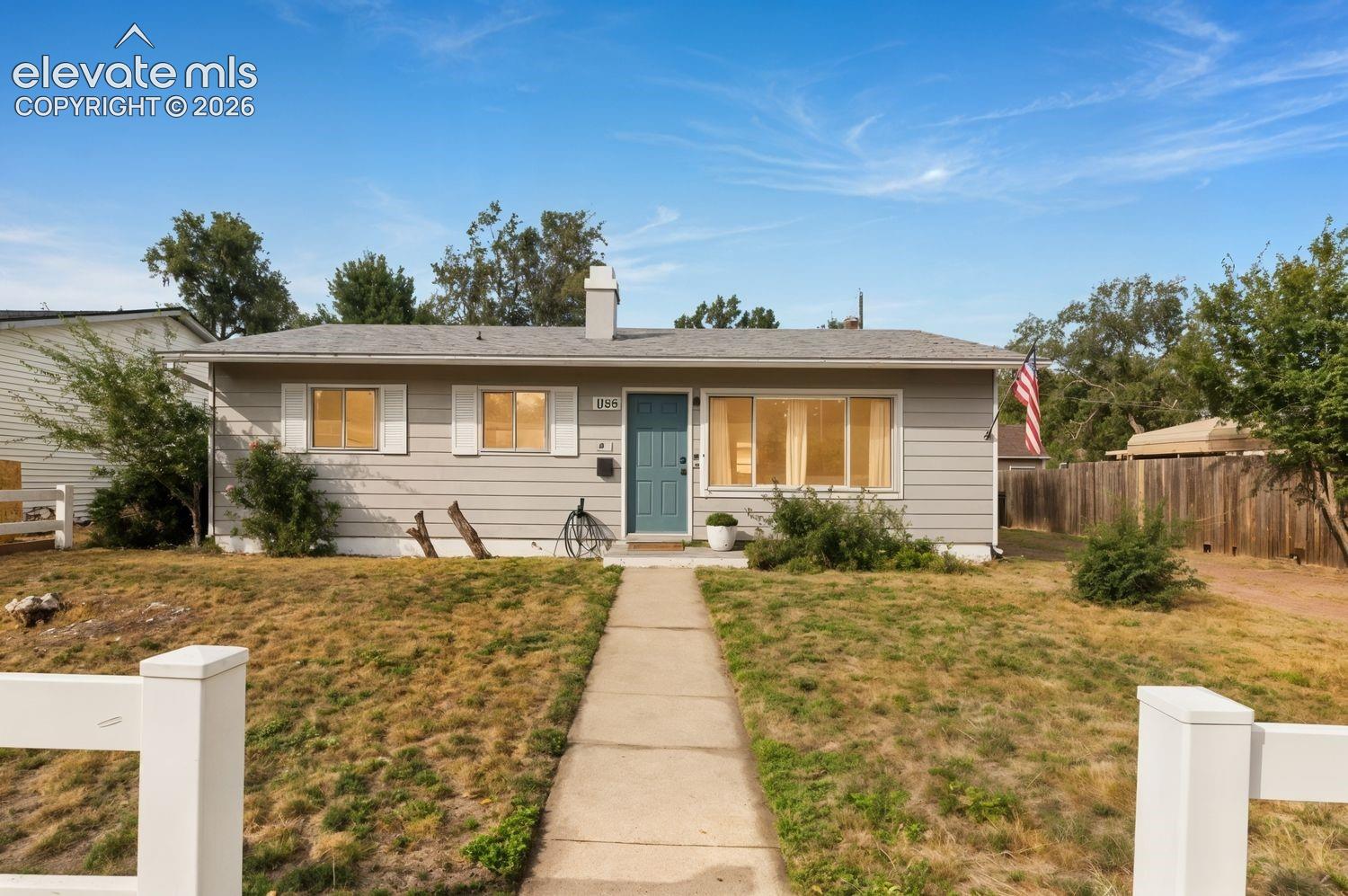Listing photo 3 for 1138 Florence Avenue