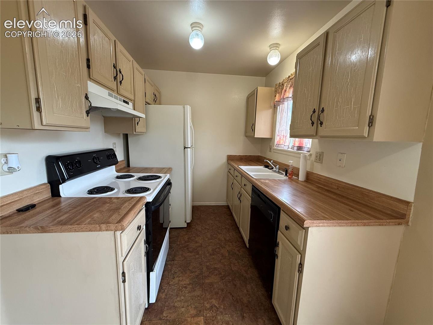 4980 Nolte Drive, photo 9