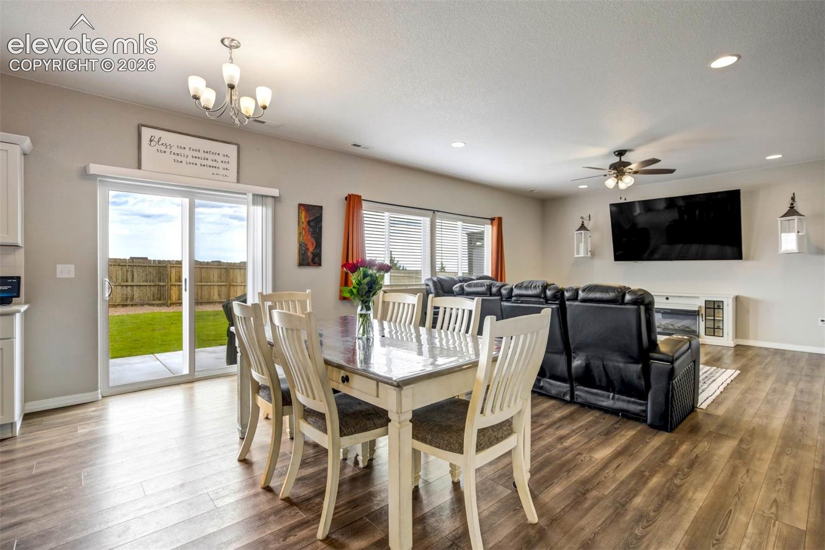 Listing photo 11 for 8747 Bynum Drive