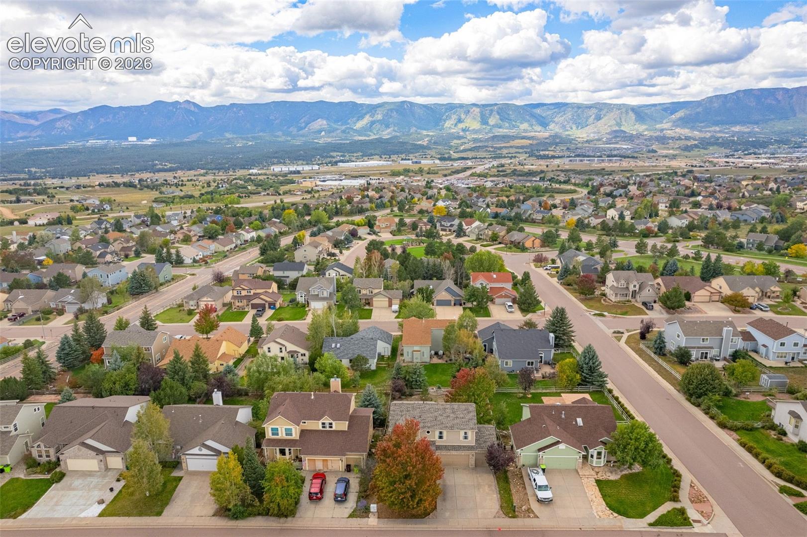 Listing photo 41 for 15628 Dawson Creek Drive