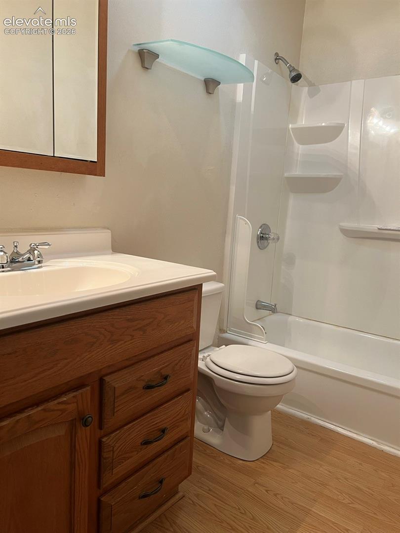 Listing photo 14 for 6605 W Dublin Loop 3