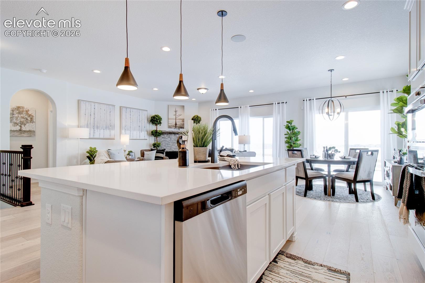 Listing photo 15 for 9116 Buffaloberry Drive