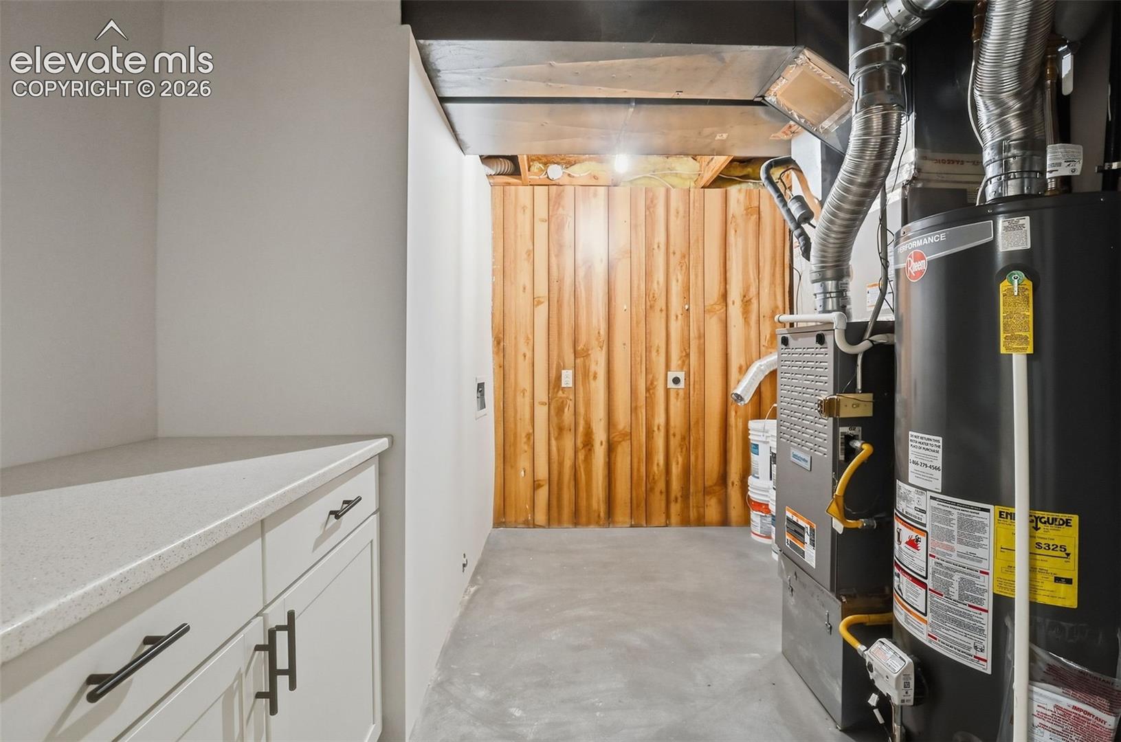Listing photo 33 for 960 Crandall Drive