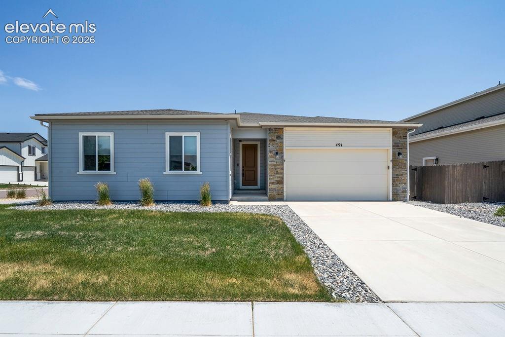 Listing photo 2 for 491 Blanket Flower Street