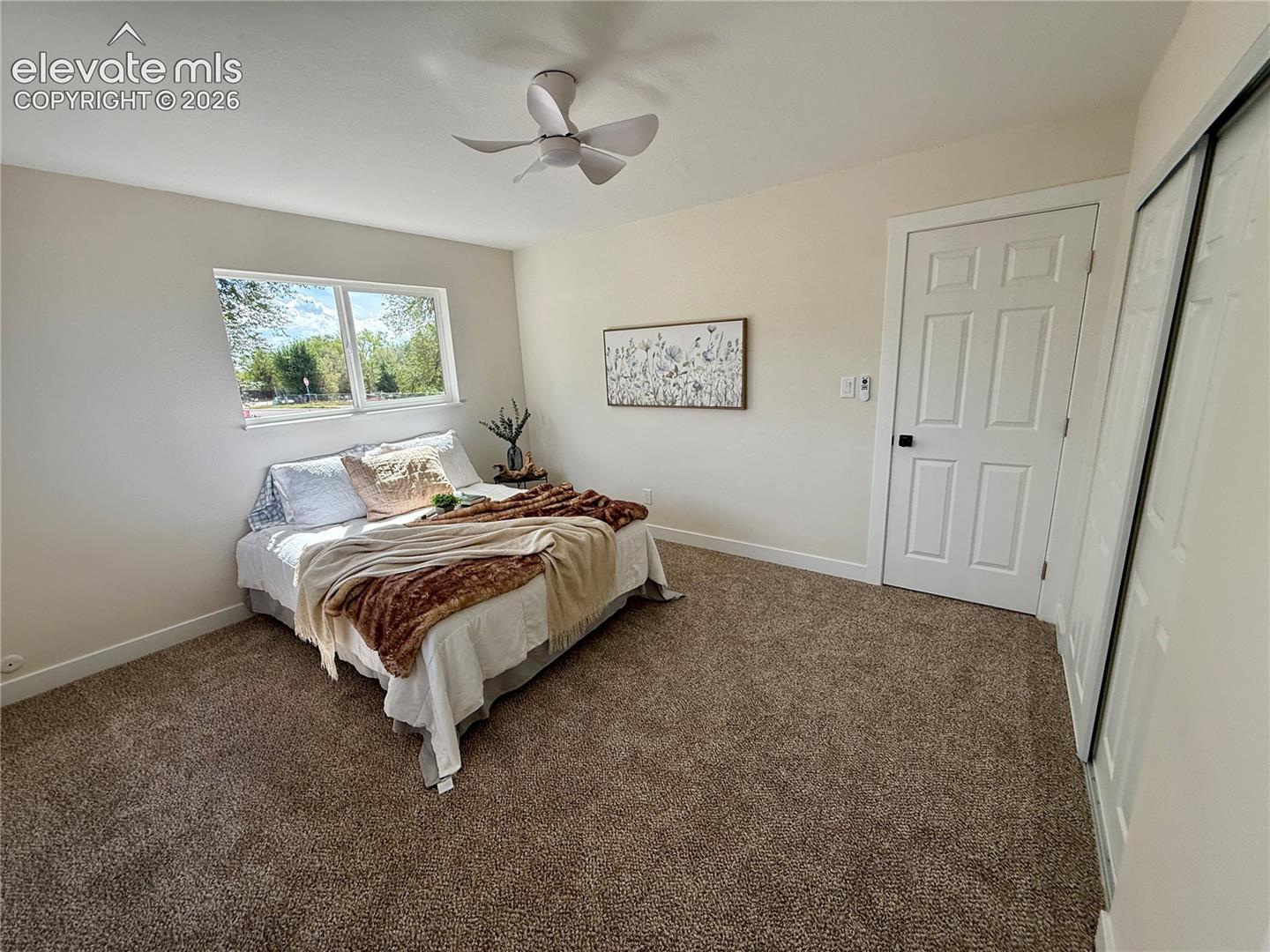Listing photo 14 for 7055 Goldsmith Circle