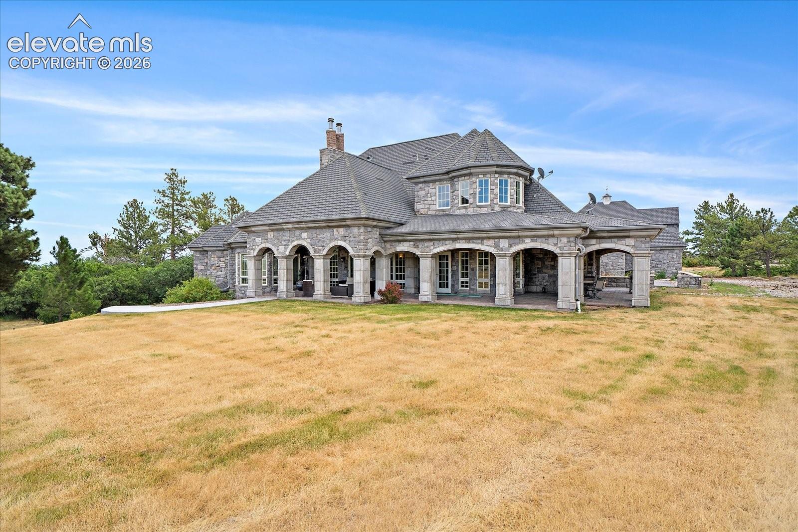 Listing photo 42 for 1175 Castle Pointe Drive