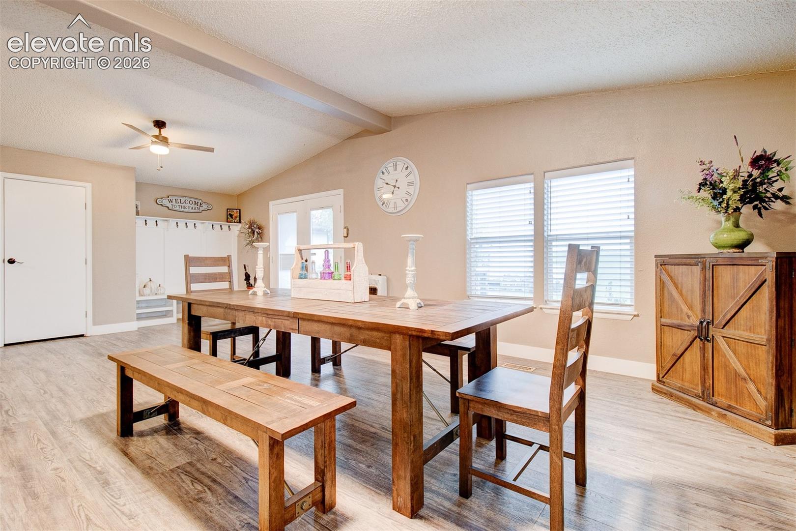 Listing photo 4 for 30255 Antioch Road