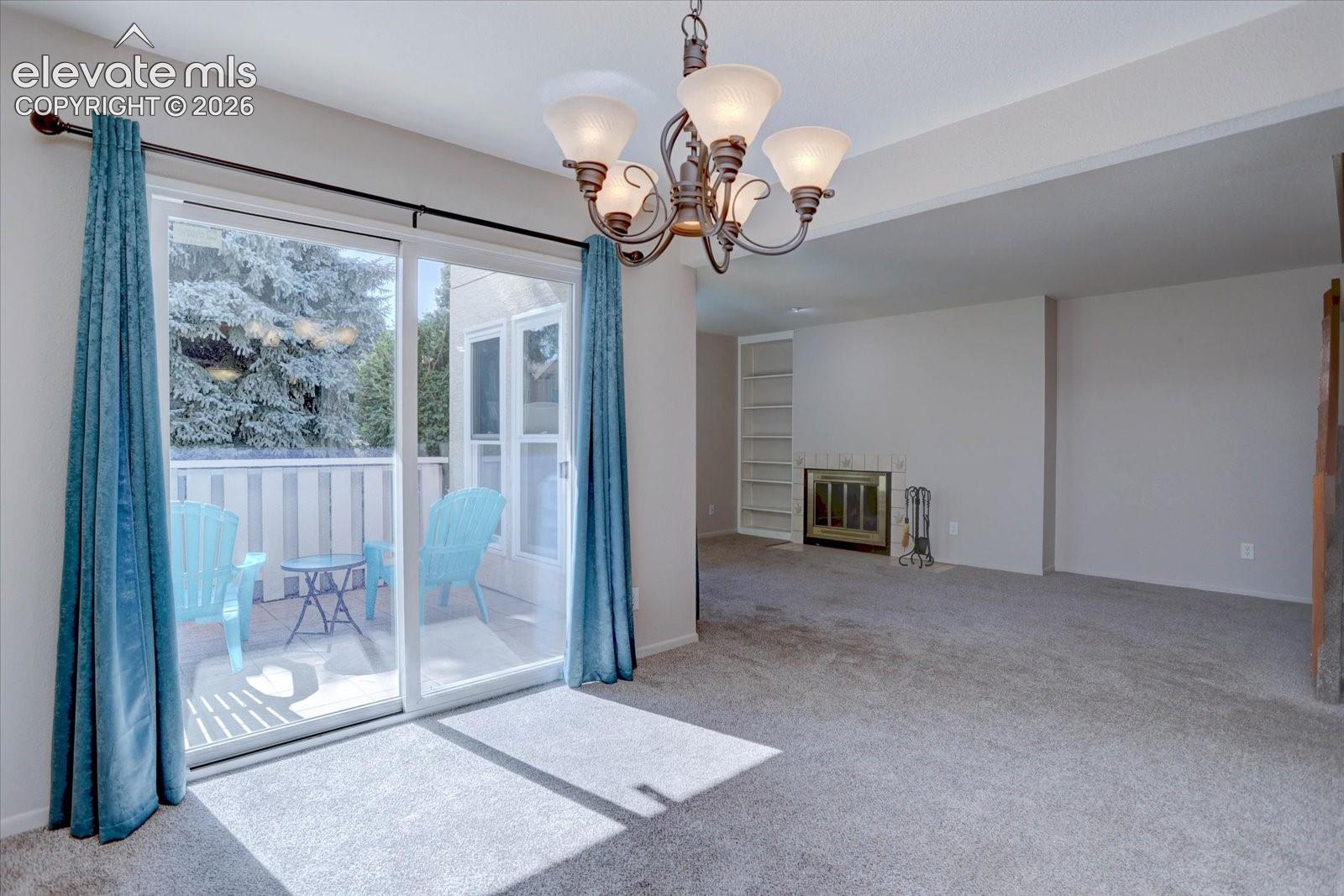 Listing photo 10 for 3330 Templeton Gap Road 55