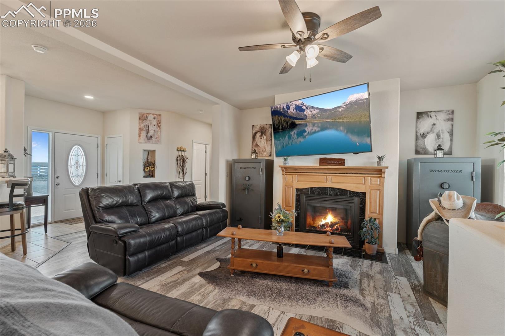 Listing photo 9 for 9785 N Rush Road