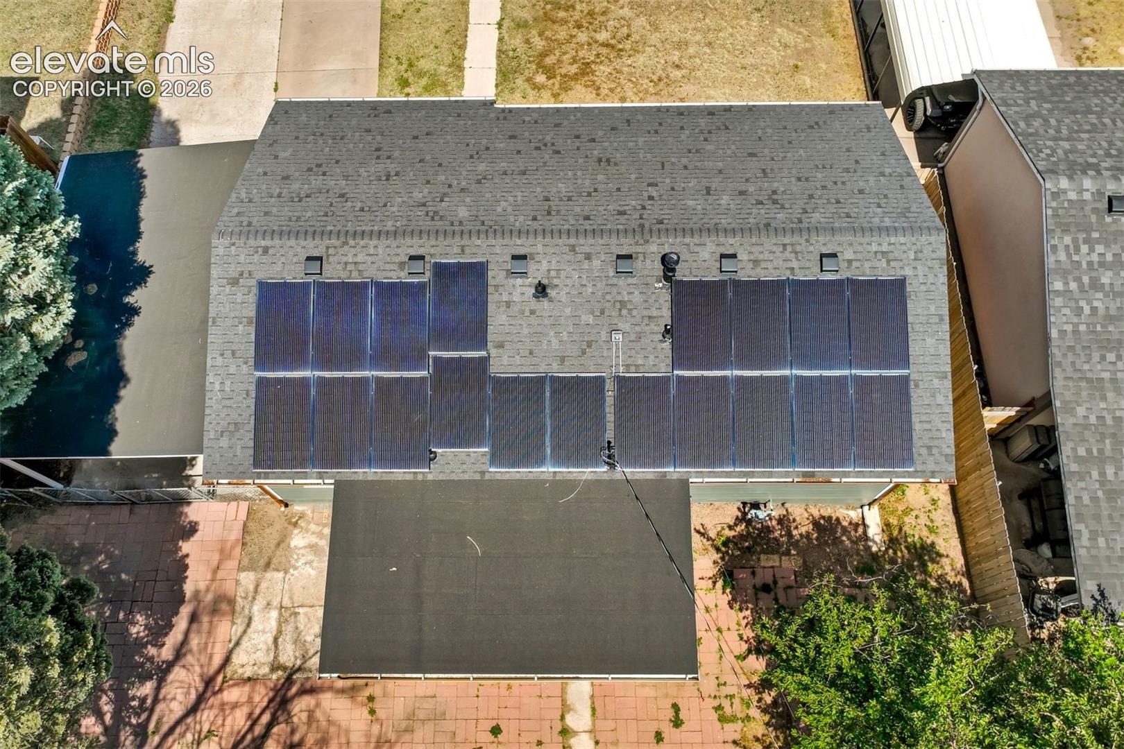 112 Roosevelt Street, photo 37