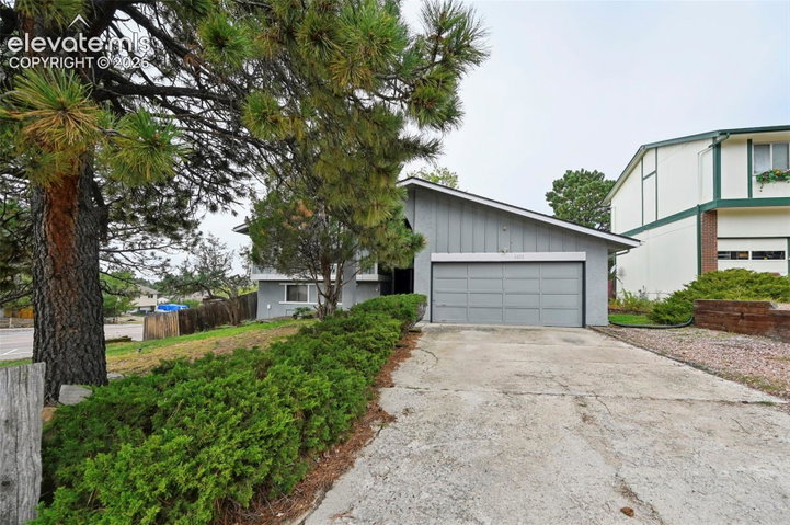 3202 Bell Mountain Drive — listing photo