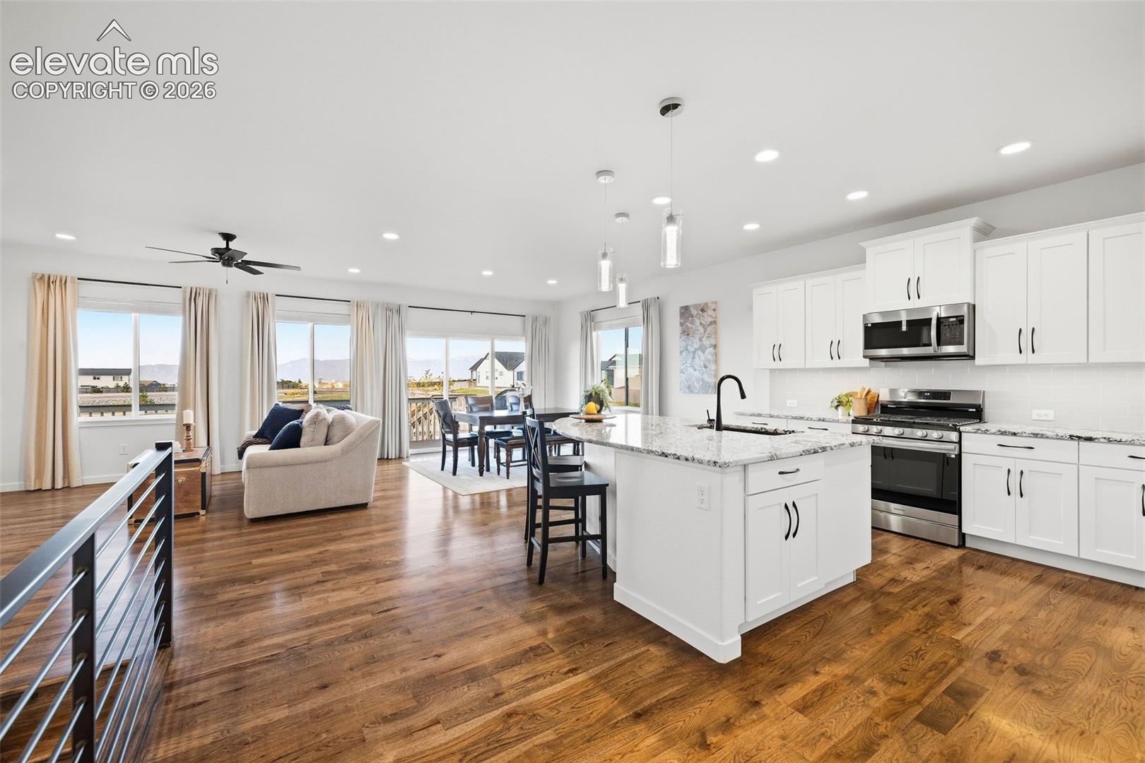 Listing photo 5 for 8309 Tom Ketchum Drive
