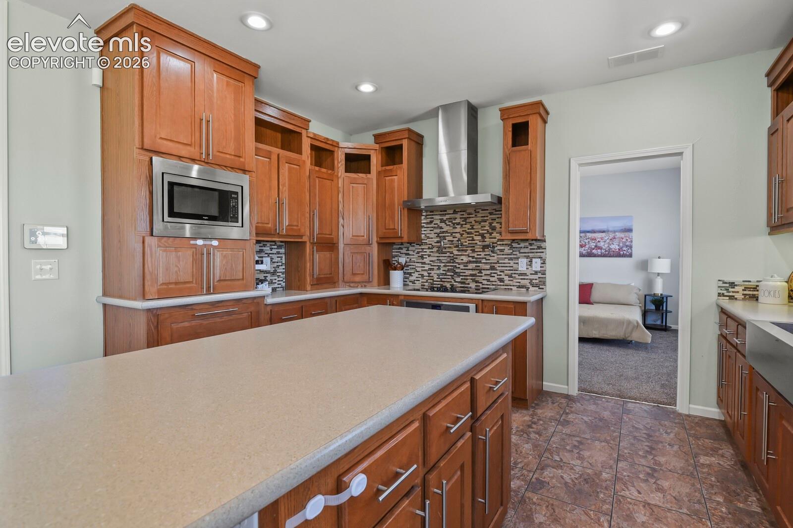 Listing photo 6 for 8132 Indian Village Heights