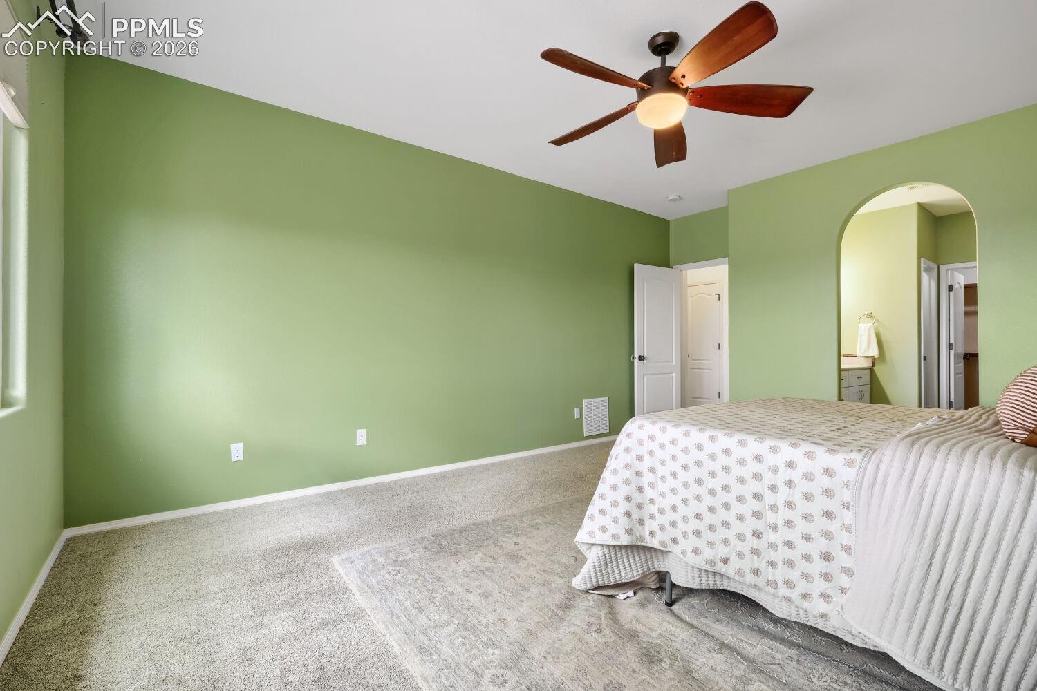 Listing photo 16 for 12555 Handles Peak Way