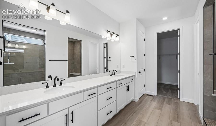Listing photo 16 for 16729 Starfall Drive