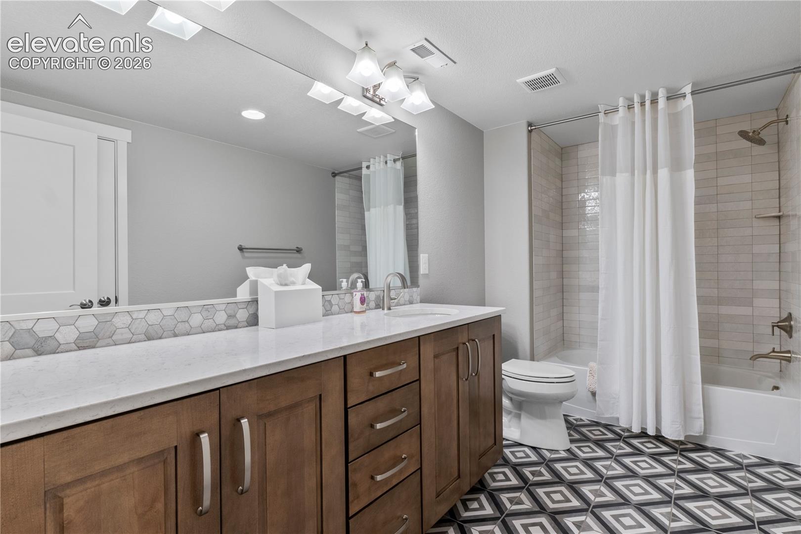 Listing photo 44 for 1848 Walnut Creek Court