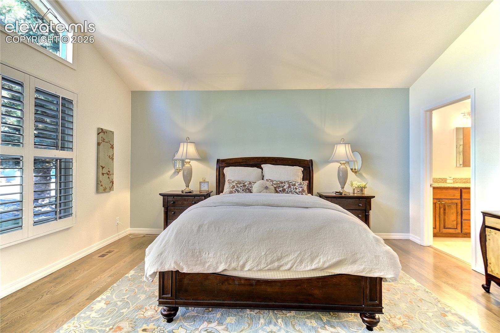Listing photo 34 for 7215 Suntide Place