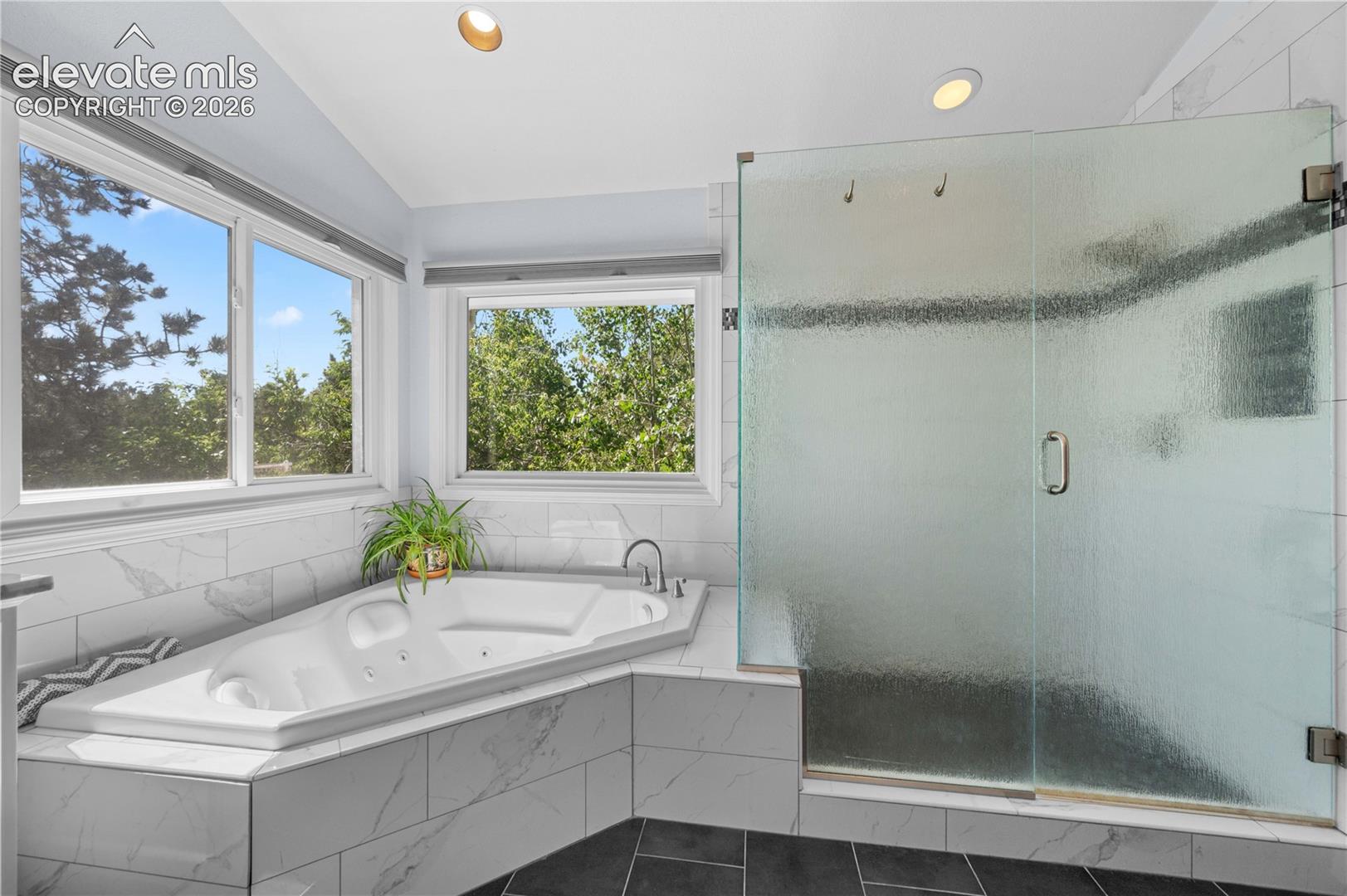 Listing photo 20 for 17815 Saddlewood Road
