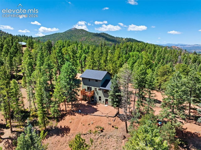 475 Crystal Drive — listing photo