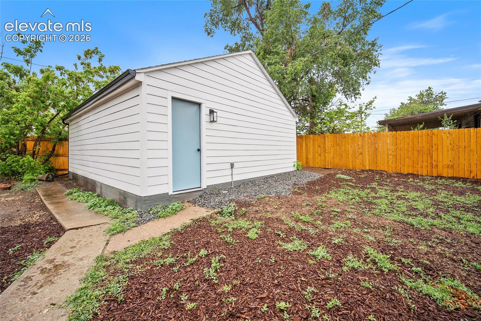Listing photo 33 for 3630 W Walsh Place