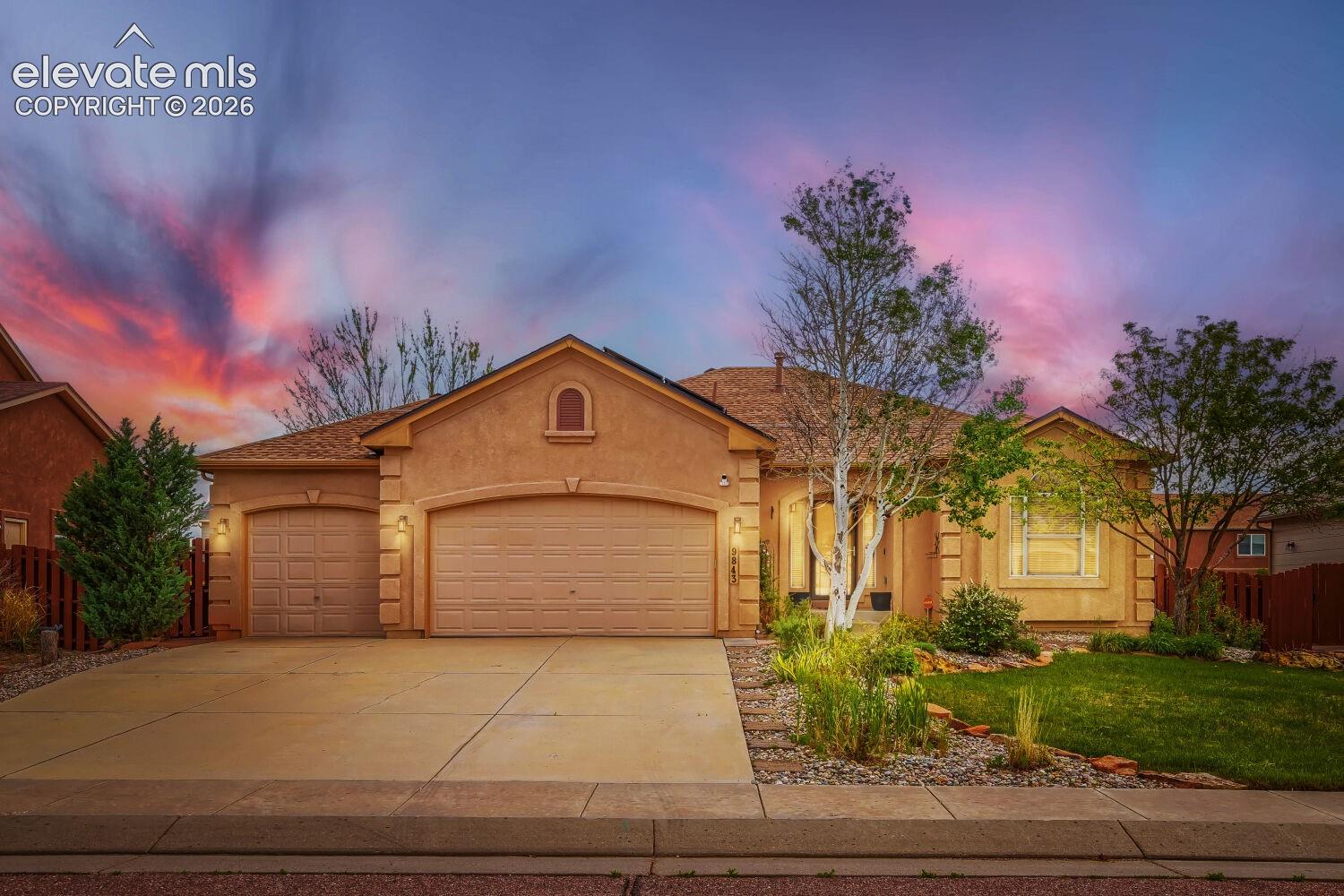 9843 Walnut Canyon Drive