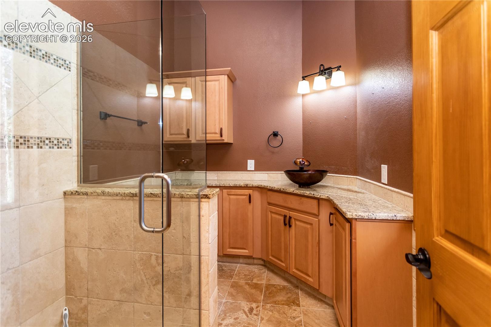 Listing photo 18 for 1325 Kings Crown Road