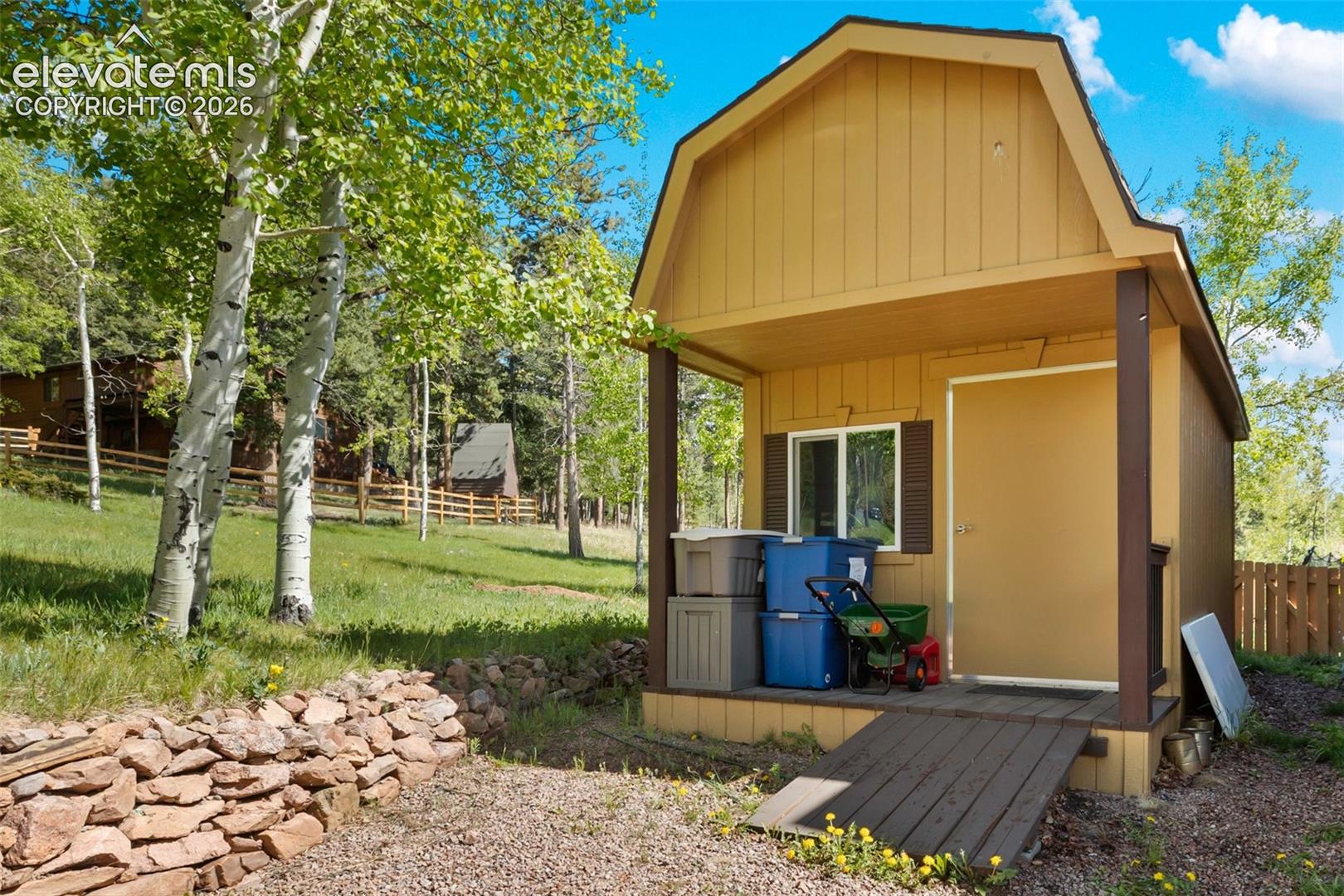 Listing photo 37 for 1231 Telemark Drive