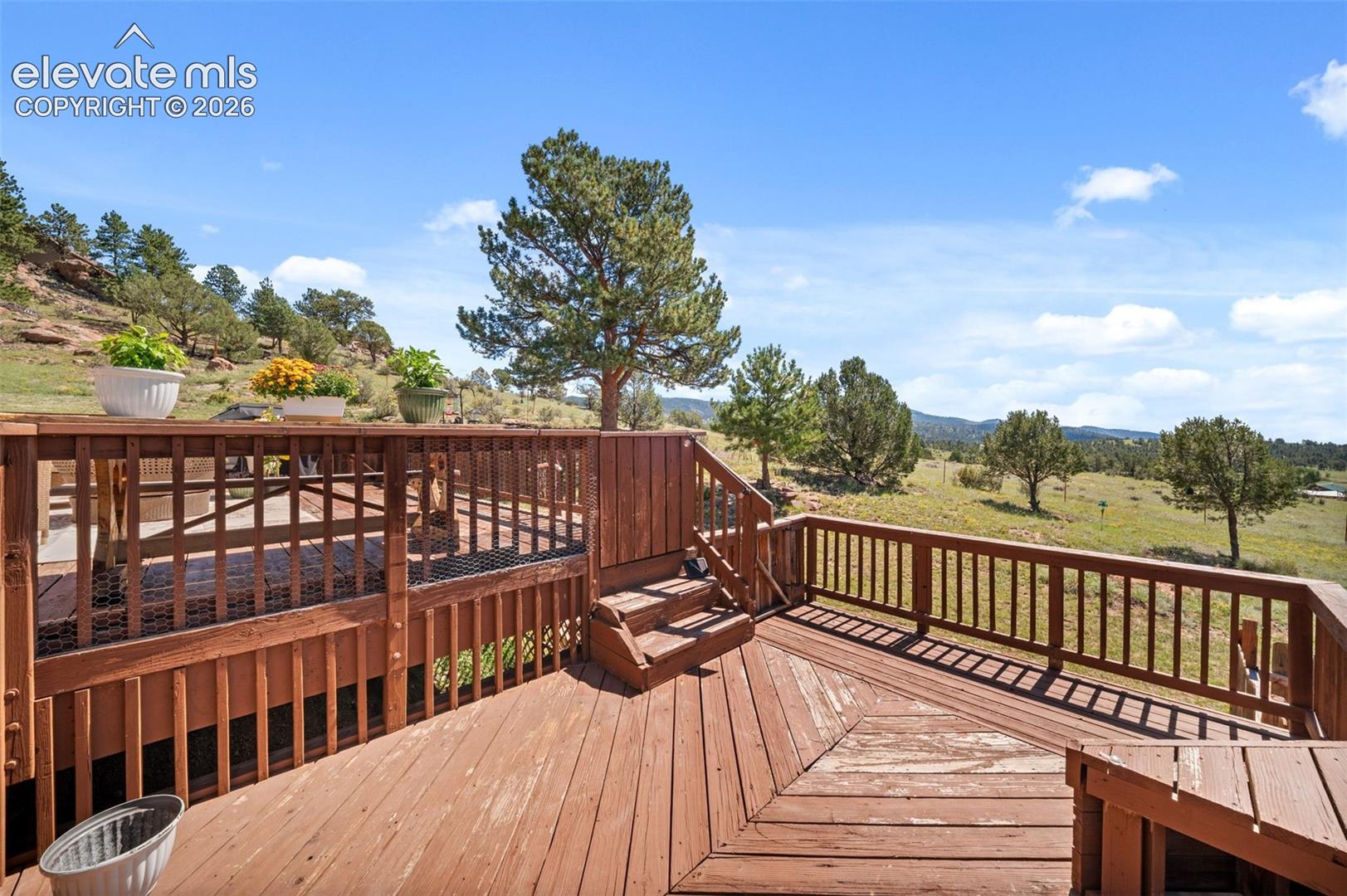 Listing photo 36 for 524 Spring Valley Drive