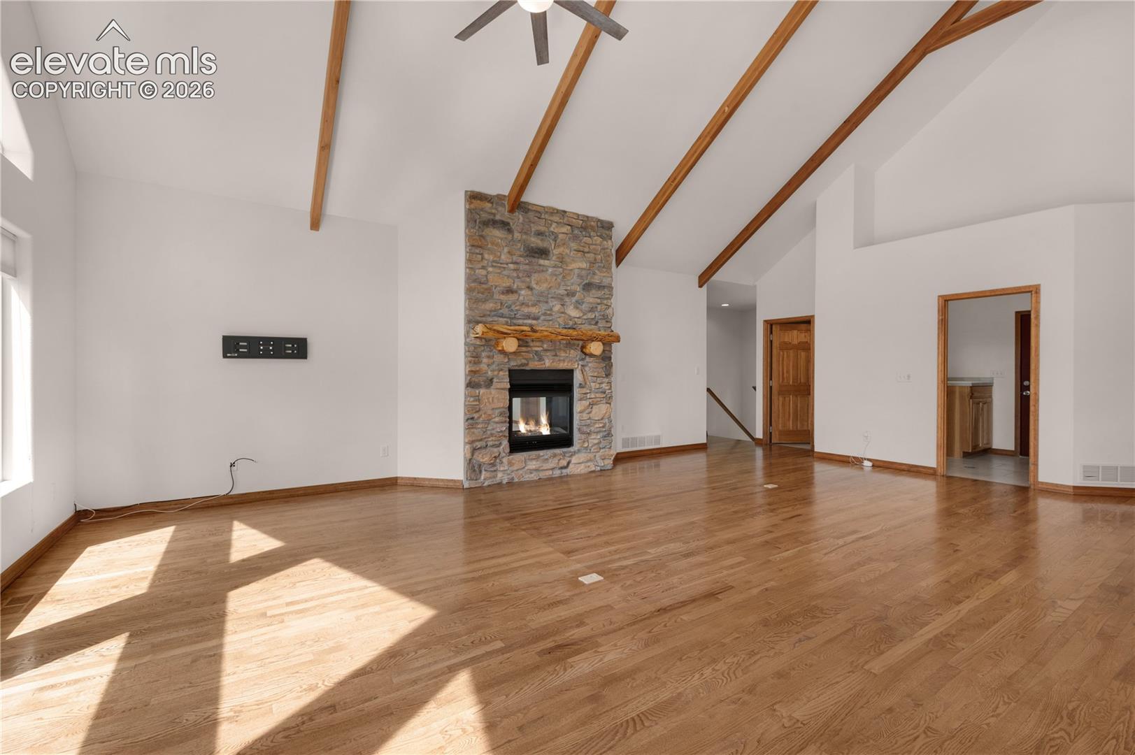 Listing photo 9 for 73 Aspen Drive