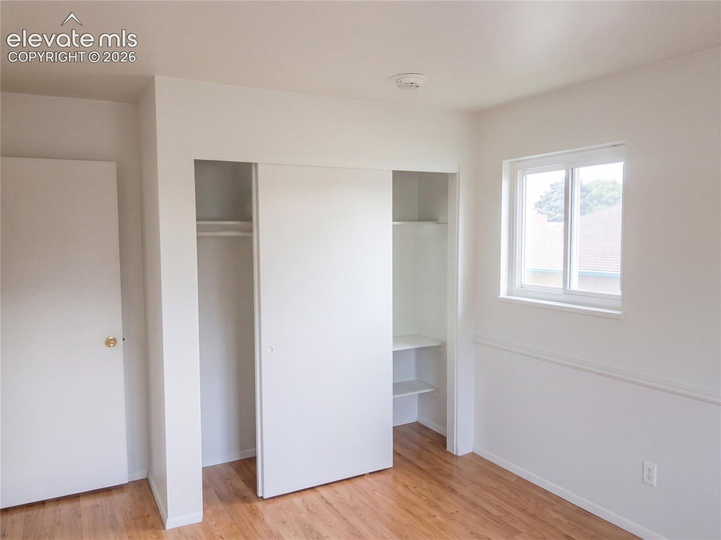 Listing photo 16 for 4015 Valli Vista Road
