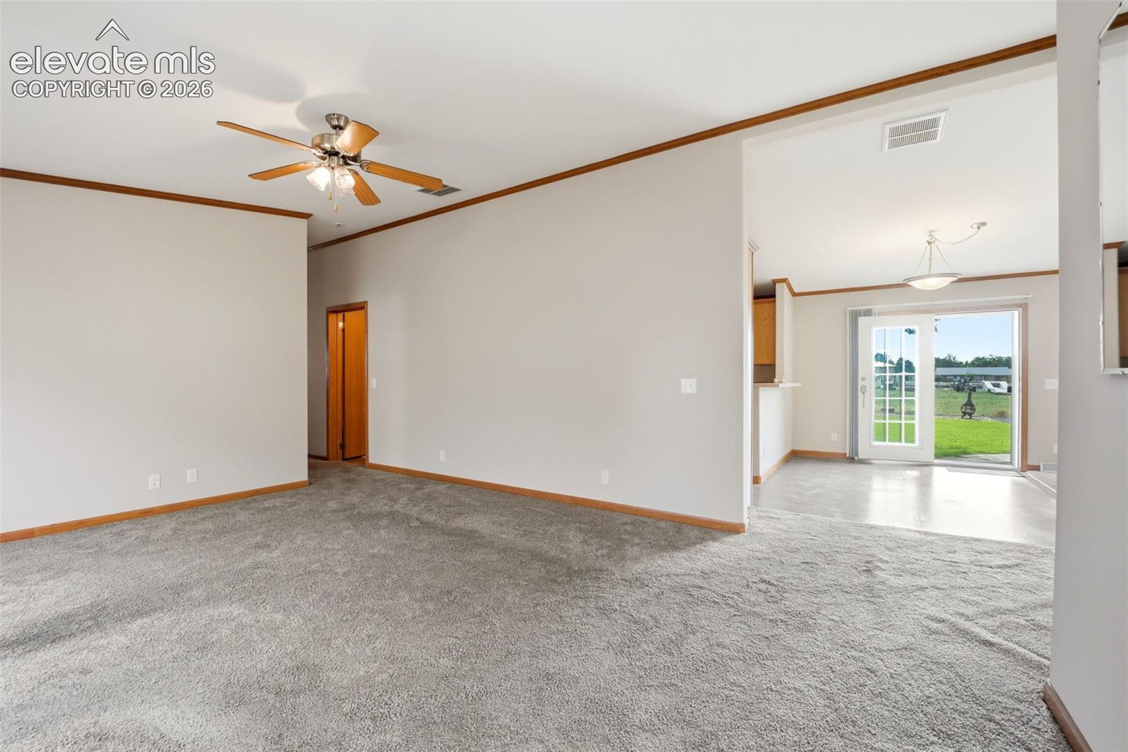 Listing photo 9 for 1581 Center Lane