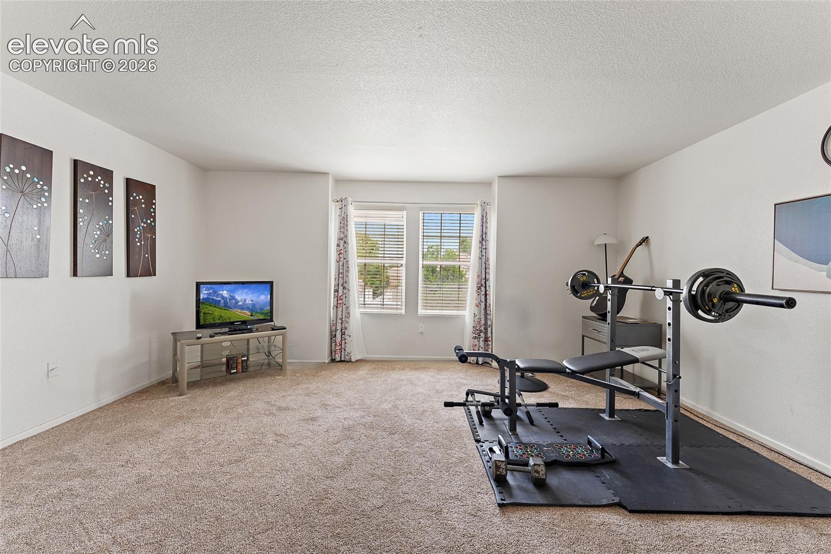 Listing photo 11 for 7777 Candlelight Lane