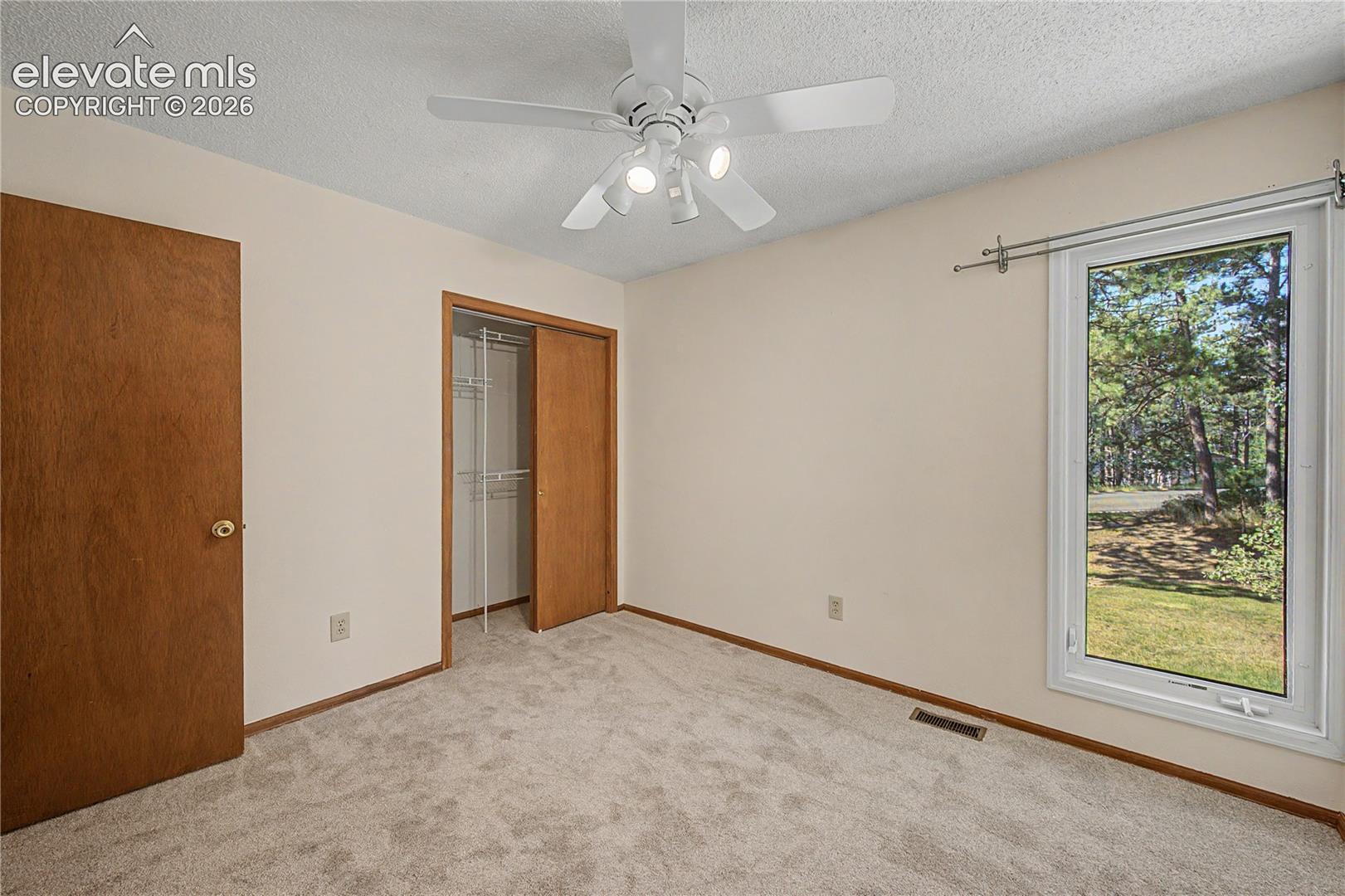 Listing photo 31 for 1250 Woodmoor Drive