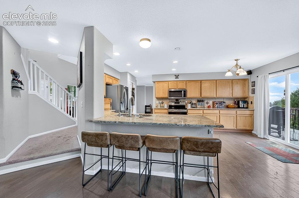 Listing photo 12 for 7239 Gardenstone Drive