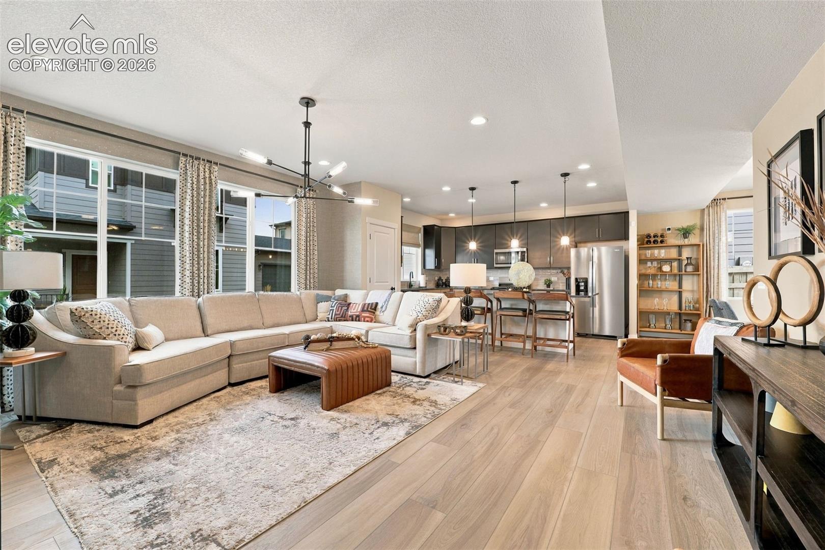 Listing photo 11 for 6954 Knapp Drive