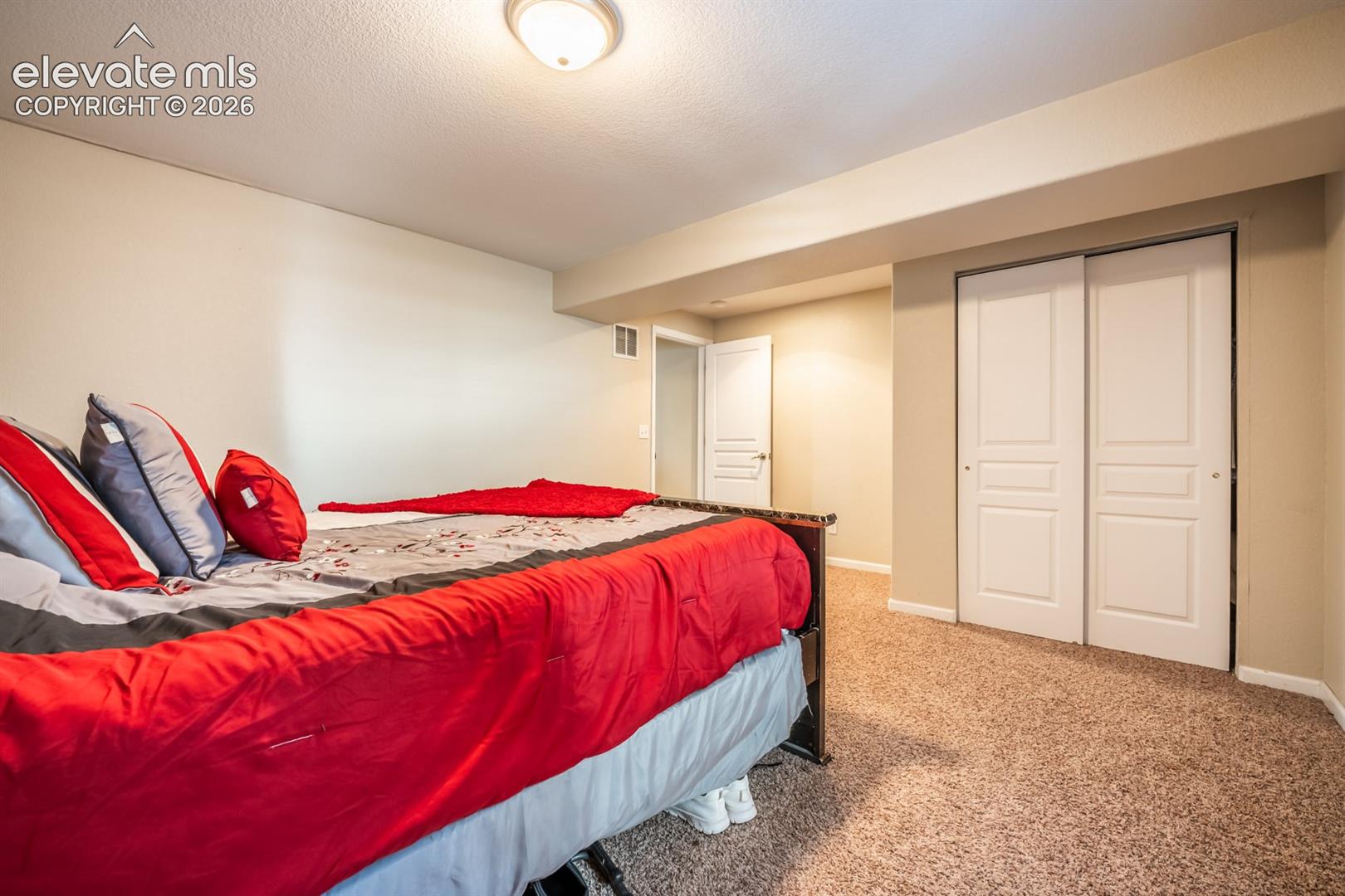 Listing photo 41 for 5078 Hummingbird Court