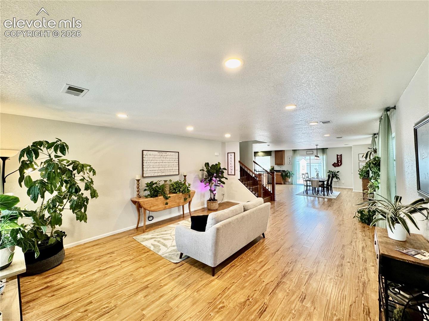 Listing photo 2 for 7965 Campground Drive