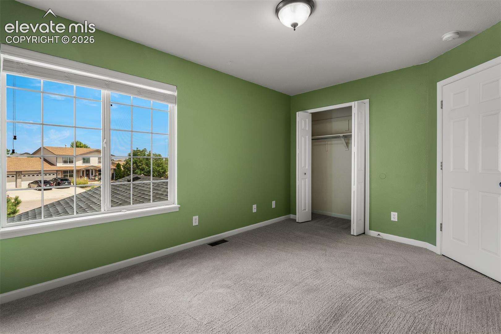 Listing photo 38 for 7477 Theresa Drive